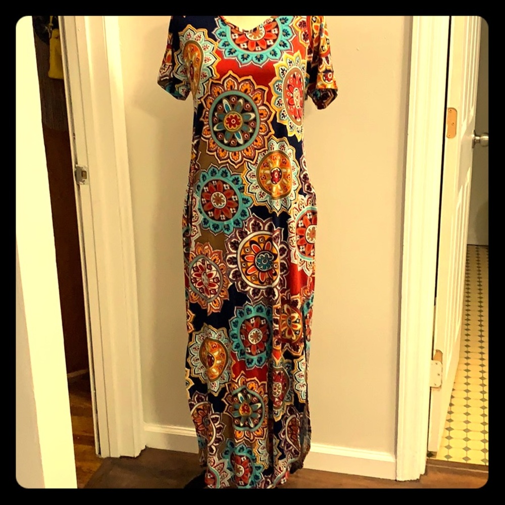 Gorgeous Maxi Dress Size M